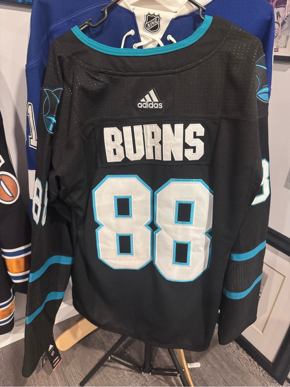 Sports Jersey Image - Picture 2 of 2